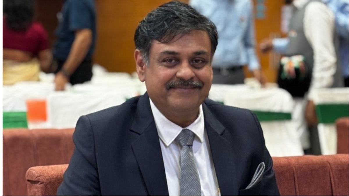Who will be Director (HR) BHEL ?(9)