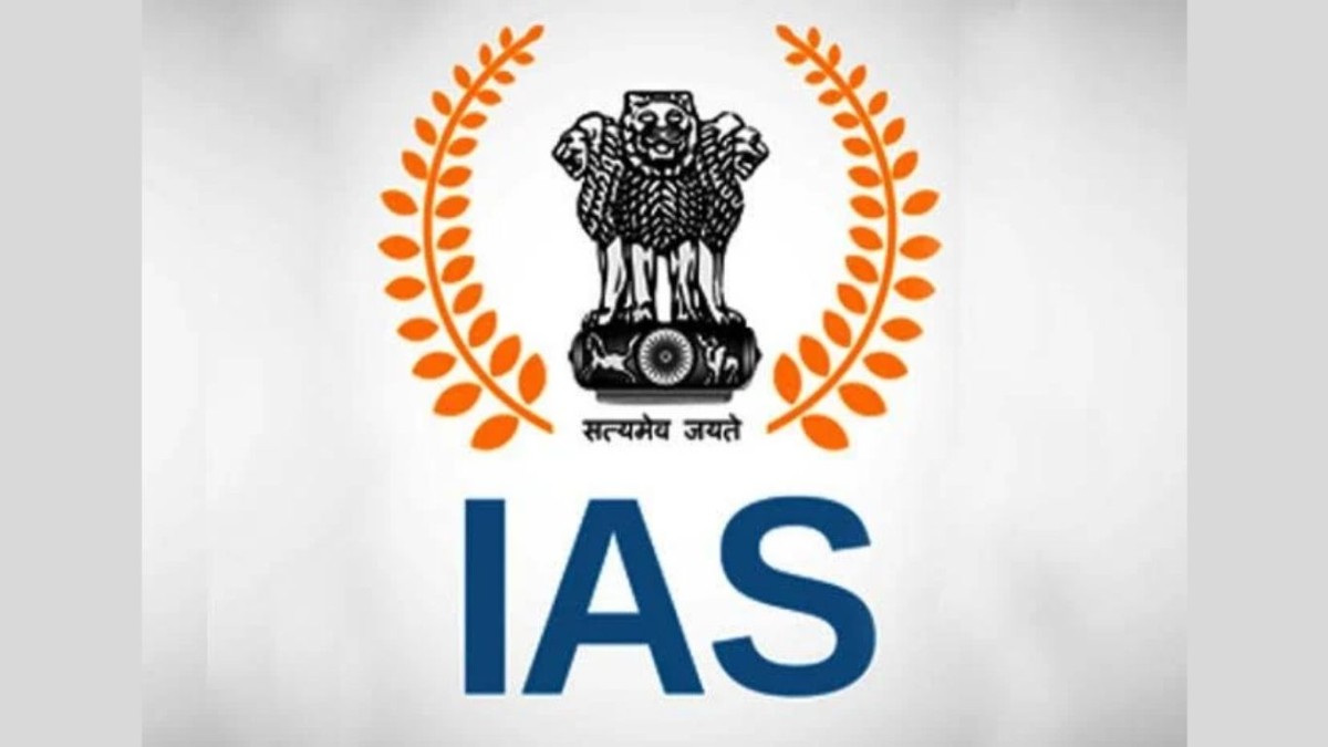 IAS officers shifted in Tamil Nadu, A Karthik appointed PS, Home